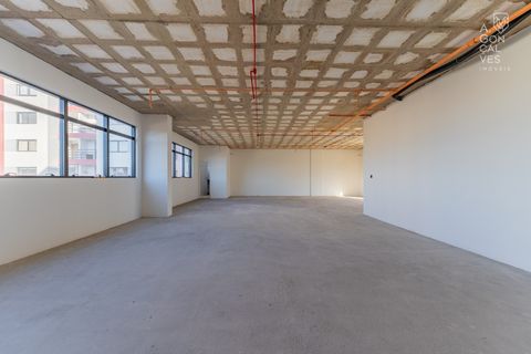 Foto Sala / Conjunto Comercial