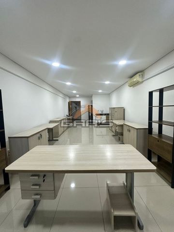Foto Sala / Conjunto Comercial