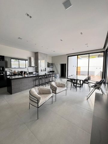 Foto Casa em Condomínio