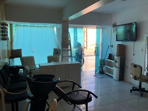 Foto Edifício Inteiro