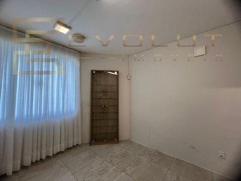Foto Sala / Conjunto Comercial