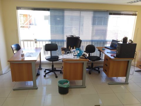 Foto Sala / Conjunto Comercial