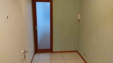 Foto Sala / Conjunto Comercial