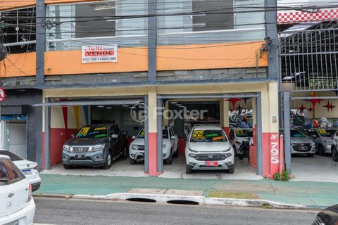 Foto Edifício Inteiro