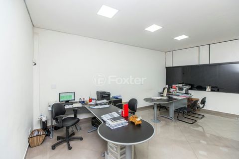 Foto Edifício Inteiro