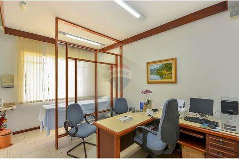 Foto Sala / Conjunto Comercial