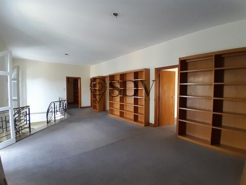 Foto Sala / Conjunto Comercial