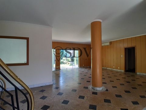 Foto Sala / Conjunto Comercial