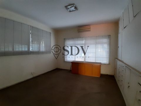 Foto Sala / Conjunto Comercial