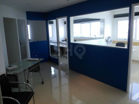 Foto Sala / Conjunto Comercial