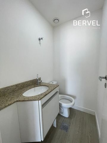 Foto Sala / Conjunto Comercial