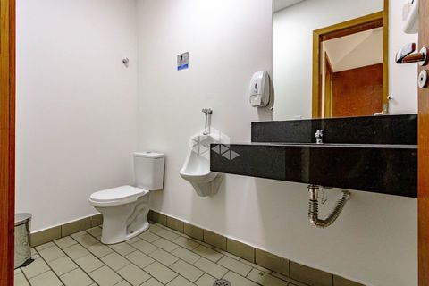 Foto Edifício Inteiro