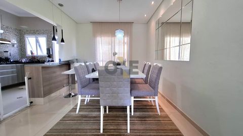 Foto Casa em Condomínio