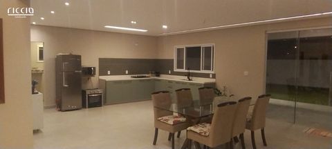 Foto Casa em Condomínio