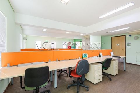 Foto Edifício Inteiro