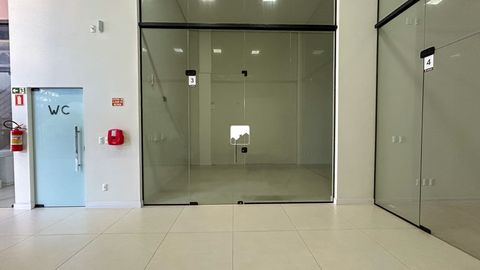 Foto Sala / Conjunto Comercial