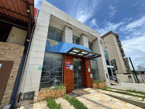 Foto Edifício Inteiro