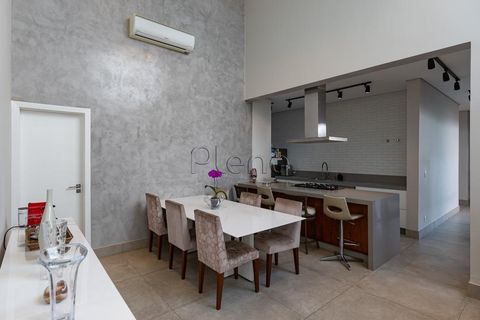 Foto Casa em Condomínio