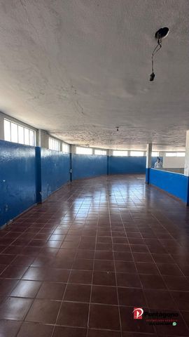 Foto Sala / Conjunto Comercial