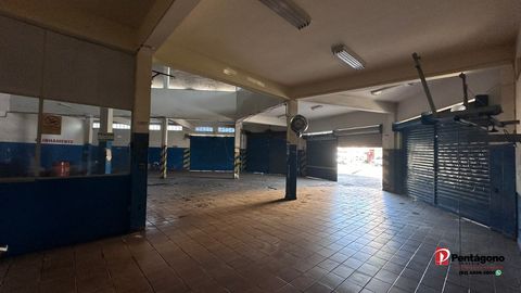 Foto Sala / Conjunto Comercial