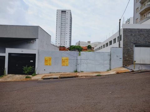 Foto Edifício Inteiro