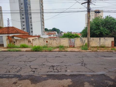 Foto Edifício Inteiro