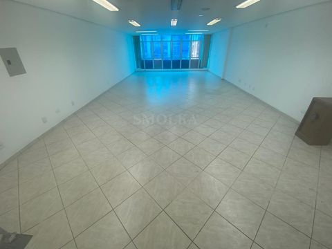Foto Edifício Inteiro