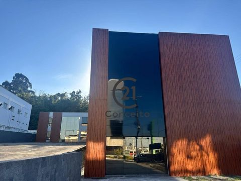 Foto Edifício Inteiro