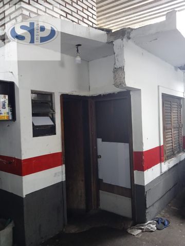 Foto Edifício Inteiro