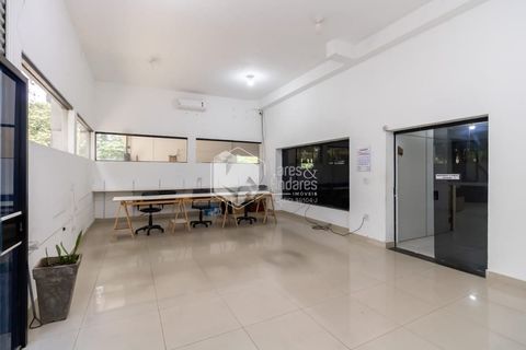 Foto Edifício Inteiro