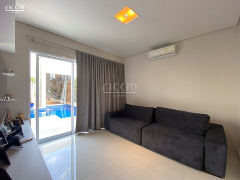 Foto Casa em Condomínio