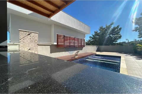 Foto Casa em Condomínio
