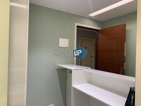 Foto Sala / Conjunto Comercial