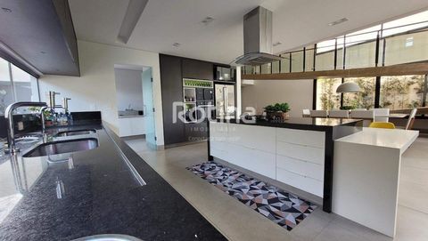 Foto Casa em Condomínio