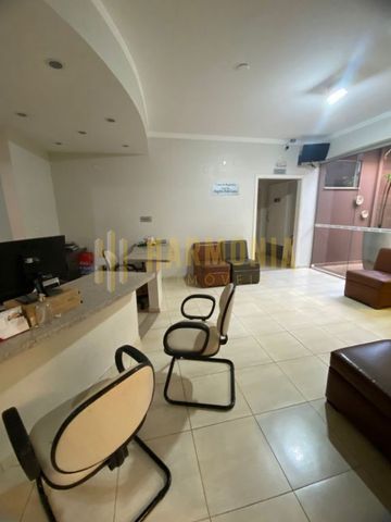 Foto Sala / Conjunto Comercial
