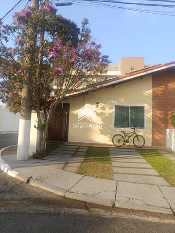 Foto Casa em Condomínio