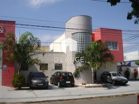 Foto Edifício Inteiro