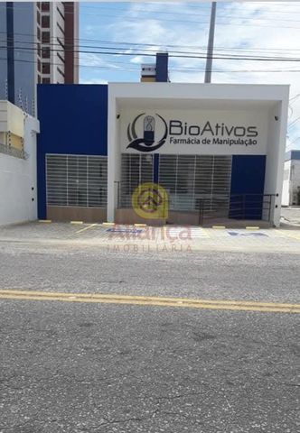 Foto Edifício Inteiro