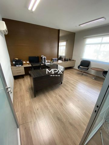 Foto Sala / Conjunto Comercial