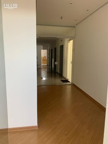 Foto Sala / Conjunto Comercial