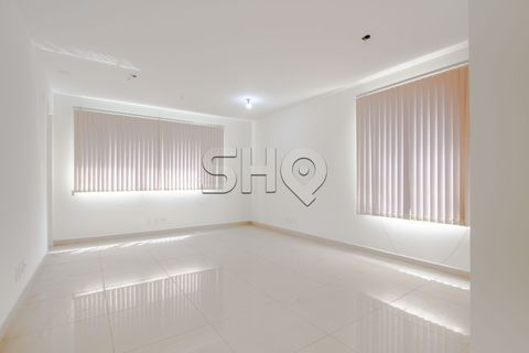 Foto Sala / Conjunto Comercial
