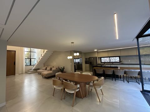 Foto Casa em Condomínio