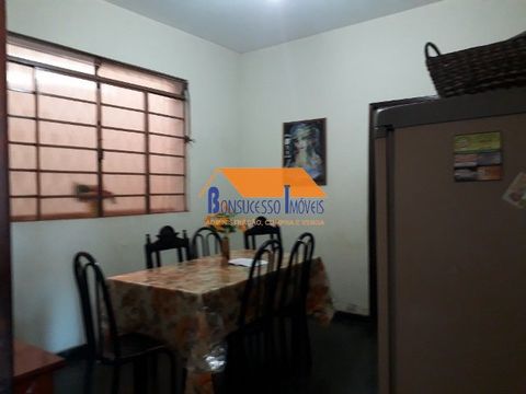 Foto Edifício Inteiro