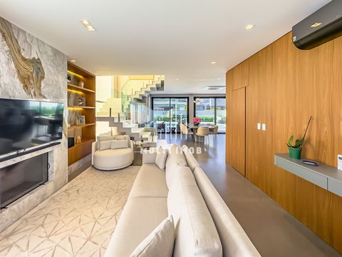 Foto Casa em Condomínio