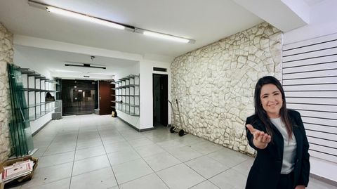 Foto Edifício Inteiro