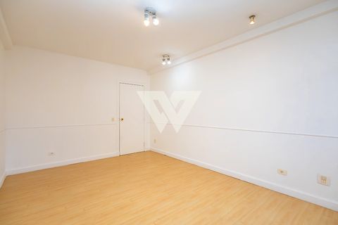 Foto Sala / Conjunto Comercial