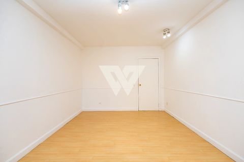 Foto Sala / Conjunto Comercial
