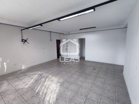 Foto Edifício Inteiro