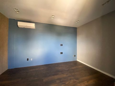 Foto Sala / Conjunto Comercial