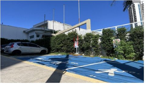 Foto Edifício Inteiro